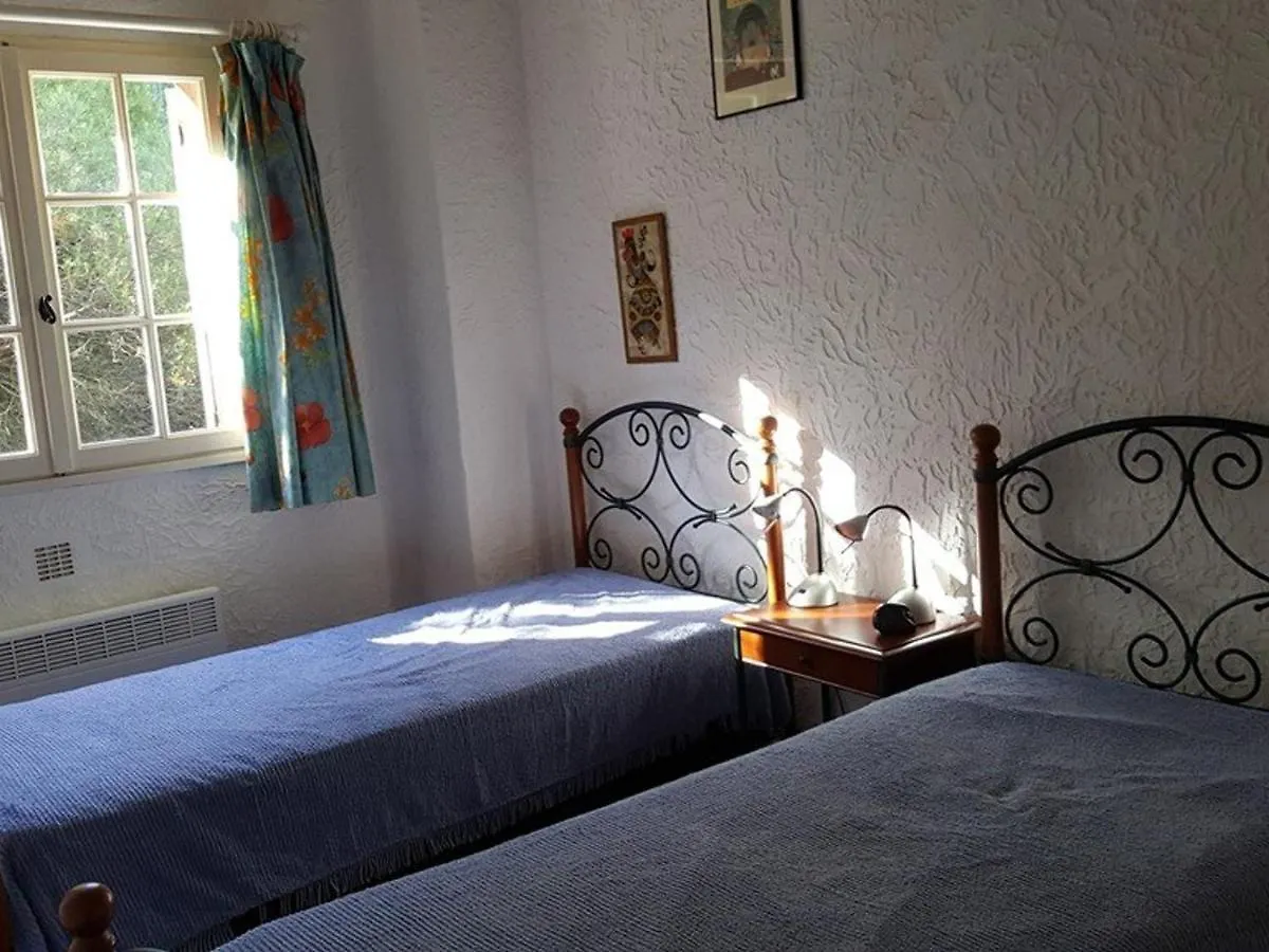 Mas Avec 3 Chambres, Jardin, Piscine, Tennis Et Proche Plage A La Croix-Valmer - Fr-1-100-152